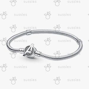 Pandora Moments Marvel The Avengers Logo Clasp Snake Chain Bracelet